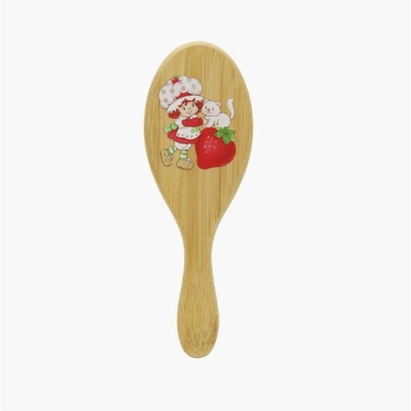 Strawberry Shortcake Wooden Paddle Brush - Picture 3 of 10